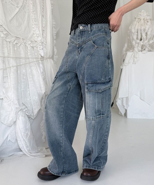 4INT.(フォイント)の「ウォッシュド カーゴ デニム ワイドパンツ(デニムパンツ・レディース・ブルー・L/M/S)」の9枚目の写真