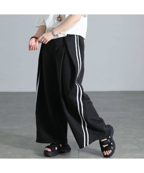 GOLDJAPAN(ゴールドジャパン)の「アシメサイドラインタックワイドパンツ【大きいサイズ対応】(その他パンツ・レディース・ブラック・LL/3L/4L/5L)」の11枚目の写真