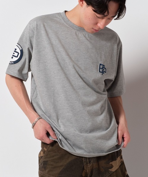 BAYBLO(ベイブロ)の「(SA) ユニセックス 刺繍 プリント ルーズ 半袖 Tシャツ(Tシャツ/カットソー・メンズ・ブラック系1/ブラック系2/グレー系1/グレー系2/ブラウン系1/ブラウン系2/ネイビー系1/ネイビー系2・LL/M/L)」の3枚目の写真