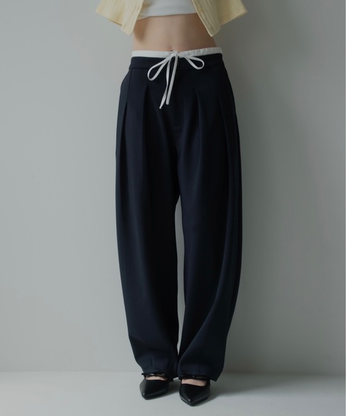 JUMELLE(ジュメロ)の「ダブルウエストスウェットパンツ(スウェットパンツ・レディース・アイボリー/ネイビー・MEDIUM/SMALL)」の1枚目の写真