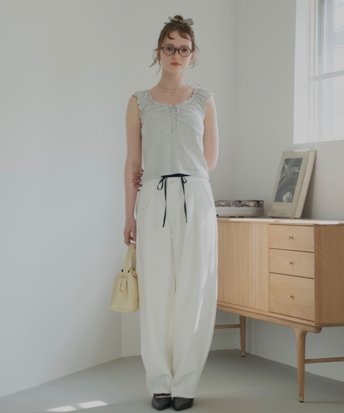 JUMELLE(ジュメロ)の「ダブルウエストスウェットパンツ(スウェットパンツ・レディース・アイボリー/ネイビー・MEDIUM/SMALL)」の9枚目の写真