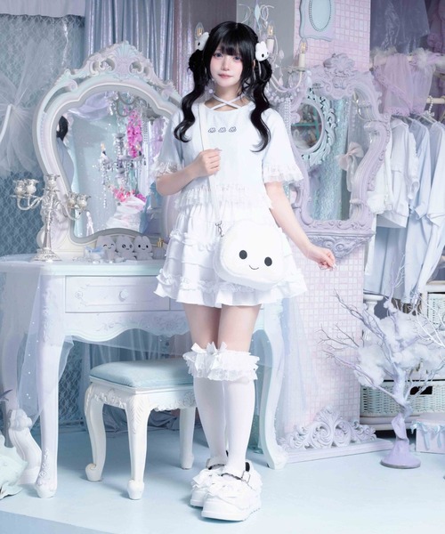 Whinny(ホワイニー)の「Whinny/【Whinny×やさうさちゃん】どこでもやさうさちゃんバッグ(ショルダーバッグ・レディース・ホワイト・FREE)」の3枚目の写真