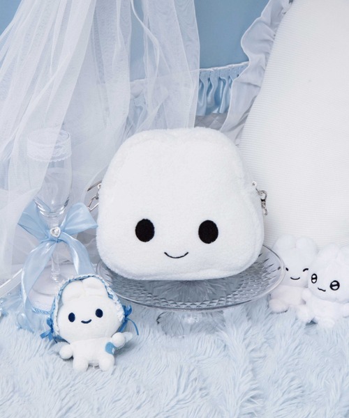 Whinny(ホワイニー)の「Whinny/【Whinny×やさうさちゃん】どこでもやさうさちゃんバッグ(ショルダーバッグ・レディース・ホワイト・FREE)」の9枚目の写真