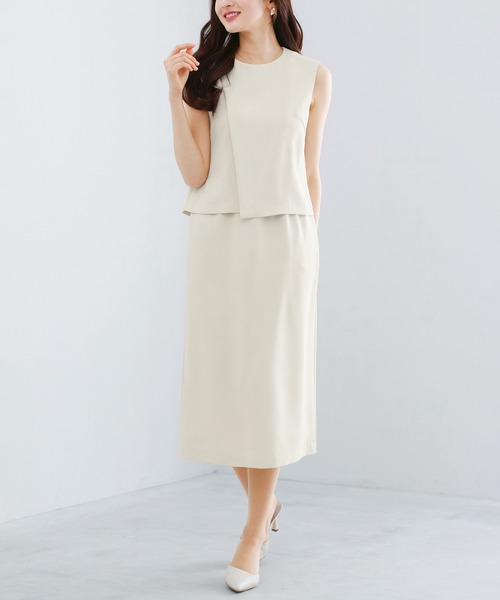 WHITE JOOLA(ホワイトジョーラ)の「【 UVカット・速乾・洗える 】ハイストレッチカルゼワッシャー・レイヤード風ワンピース(ワンピース・レディース・ブラック/チャコールグレー/オフホワイト・L/M/S)」の1枚目の写真