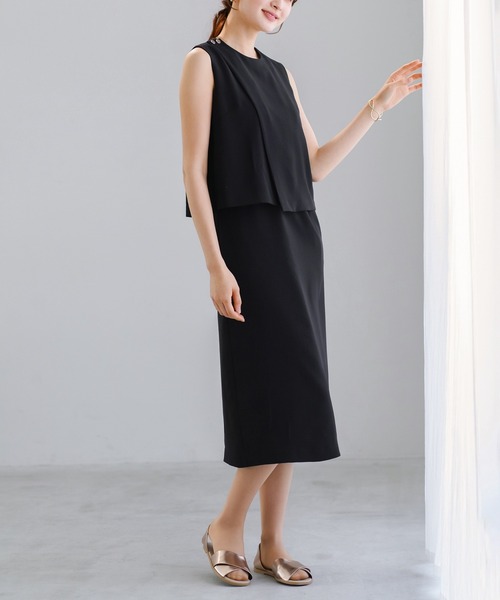 WHITE JOOLA(ホワイトジョーラ)の「【 UVカット・速乾・洗える 】ハイストレッチカルゼワッシャー・レイヤード風ワンピース(ワンピース・レディース・ブラック/チャコールグレー/オフホワイト・L/M/S)」の2枚目の写真