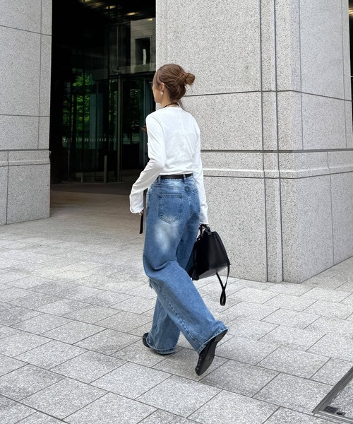ISOOK(アイスー)の「ヴィンテージダメージワイドデニム(chiica select) / ダメージデニム クラッシュデニム ハイウエスト ブルーデニム(デニムパンツ・レディース・ブルー・S/M)」の9枚目の写真