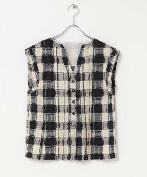URBAN RESEARCH ROSSO WOMEN(アーバンリサーチ ロッソ)の「チェックジャガードタックデザインブラウス(シャツ/ブラウス・レディース・ブラック・FREE)」の13枚目の写真