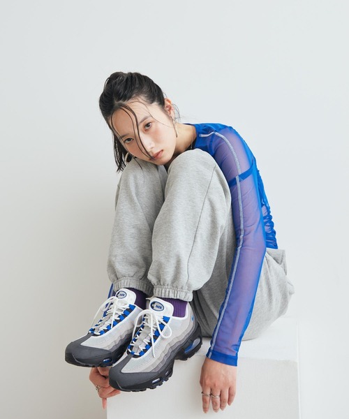 NIKE(ナイキ)の「ナイキ エア マックス 95 ビッグ バブル ウィメンズシューズ / Nike Air Max 95 Big Bubble Women's Shoes HJ5996-006 Black(スニーカー・レディース・ブラック・22/23.5/24/25.5/25/24.5/23/26)」の5枚目の写真