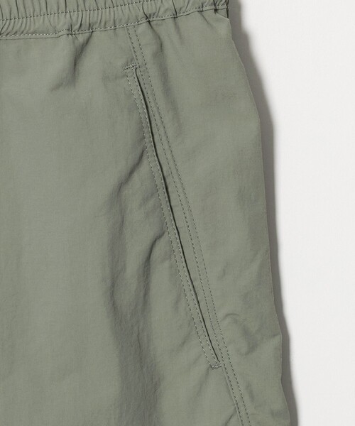green label relaxing(グリーンレーベルリラクシング)の「【別注/WEB限定】<3/2 WORKS>GLR サプレックスナイロン イージー ショーツ(その他パンツ・メンズ・オリーブ/ブラック・S/XL/M/L)」の6枚目の写真