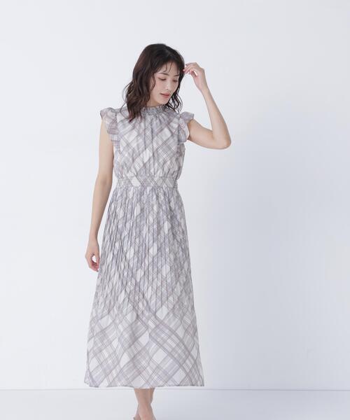 NATURAL BEAUTY BASIC(ナチュラルビューティーベーシック)の「オータムチェックシャーリングワンピース(ワンピース・レディース・ベージュ系その他/ブラウン系その他・SMALL/MEDIUM/P/S)」の17枚目の写真
