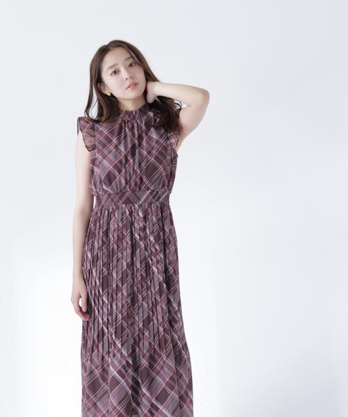 NATURAL BEAUTY BASIC(ナチュラルビューティーベーシック)の「オータムチェックシャーリングワンピース(ワンピース・レディース・ベージュ系その他/ブラウン系その他・SMALL/MEDIUM/P/S)」の10枚目の写真