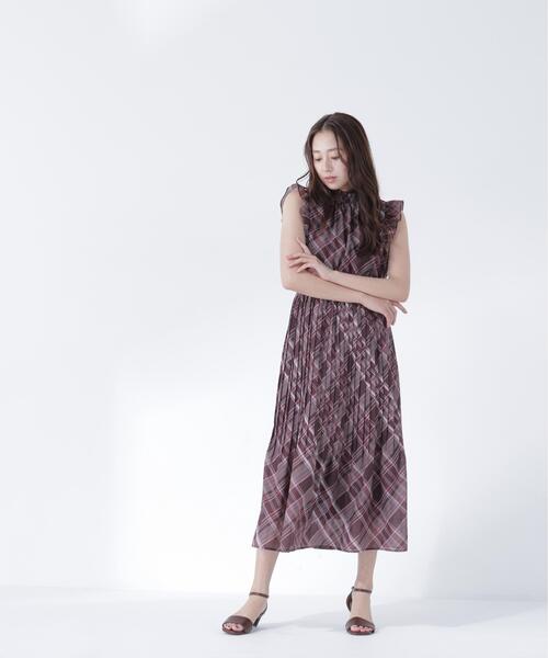 NATURAL BEAUTY BASIC(ナチュラルビューティーベーシック)の「オータムチェックシャーリングワンピース(ワンピース・レディース・ベージュ系その他/ブラウン系その他・SMALL/MEDIUM/P/S)」の11枚目の写真