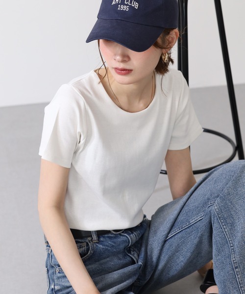 FUNALIVE（ファンアライブ）の「UネックコンパクトコットンTシャツ 半袖（Tシャツ/カットソー・レディース・オフホワイト/グレイッシュベージュ/カーキ/ブラック・L/LL/M）」の8枚目の写真