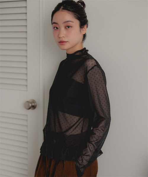 miette（ミエット）の「ハイネックフィンガー裾フリルトップス（Tシャツ/カットソー・レディース・ドット/ブラック/ブラック系その他/アイボリー・M/L）」の5枚目の写真