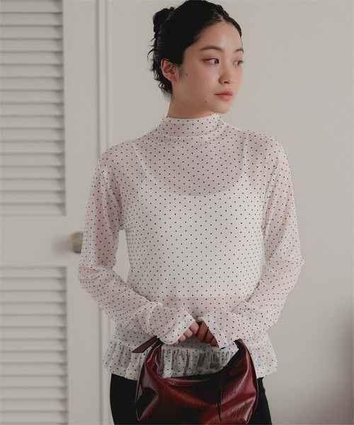 miette（ミエット）の「ハイネックフィンガー裾フリルトップス（Tシャツ/カットソー・レディース・ドット/ブラック/ブラック系その他/アイボリー・M/L）」の15枚目の写真