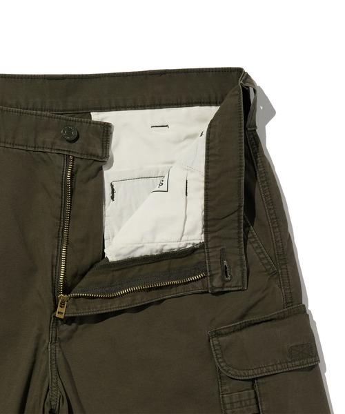 Levi's(リーバイス)の「Levi's/リーバイス フィッシング カーゴショートパンツ(カーゴパンツ・メンズ・カーキ・28inch/30inch/32inch/34inch/36inch)」の9枚目の写真
