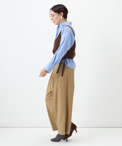 NOLLEY’S(ノーリーズ)の「《UVカット/防シワ》ウォッシャブルスエードライク2WAYビスチェ(ベスト・レディース・ベージュ/ダークブラウン・FREE)」の10枚目の写真