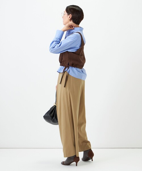 NOLLEY’S(ノーリーズ)の「《UVカット/防シワ》ウォッシャブルスエードライク2WAYビスチェ(ベスト・レディース・ベージュ/ダークブラウン・FREE)」の11枚目の写真