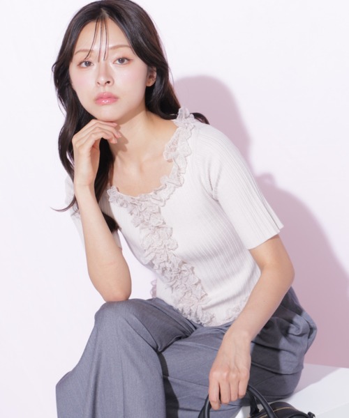 JILL by JILL STUART(ジルバイジルスチュアート)の「レーストリムニット(ニット/セーター・レディース・ピンク/ブルー/ブラック・FREE)」の1枚目の写真