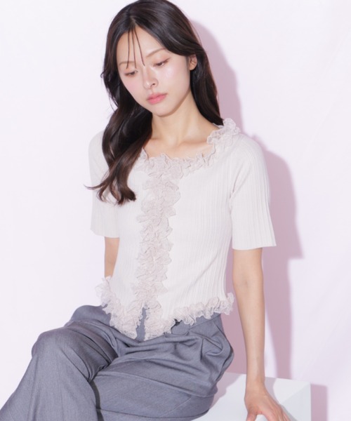 JILL by JILL STUART(ジルバイジルスチュアート)の「レーストリムニット(ニット/セーター・レディース・ピンク/ブルー/ブラック・FREE)」の9枚目の写真