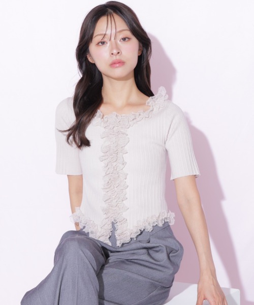 JILL by JILL STUART(ジルバイジルスチュアート)の「レーストリムニット(ニット/セーター・レディース・ピンク/ブルー/ブラック・FREE)」の11枚目の写真