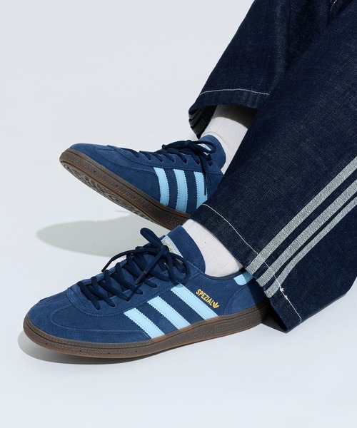 adidas（アディダス）の「ハンドボール スペツィアル [Handball Spezial Shoes] スニーカー / アディダスオリジナルス adidas Originals（スニーカー・メンズ・ブルー・22.5cm/23.5cm/24.5cm/25.5cm/26.5cm/27.5cm/28.5cm/29.5cm/30.0cm/23.0cm/24.0cm/25.0cm/26.0cm/27.0cm/28.0cm/29.0cm/22.0cm）」の3枚目の写真