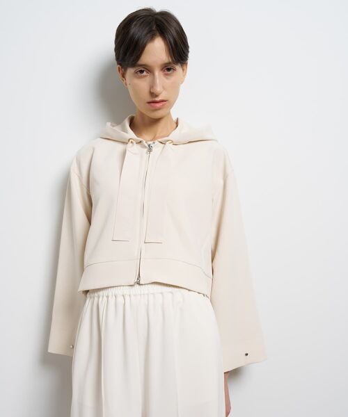 LANVIN en Bleu（ランバンオンブルー）の「ロゴレーステープフーディー（Tシャツ/カットソー・レディース・ブラック/カーキ/オフホワイト・38）」の9枚目の写真