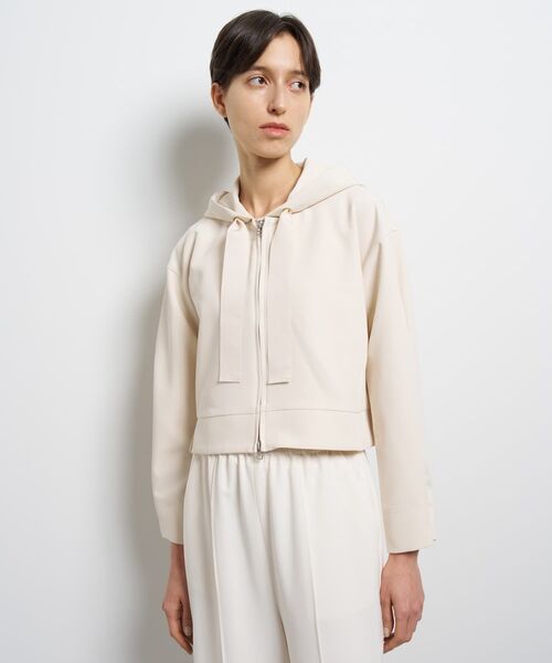 LANVIN en Bleu（ランバンオンブルー）の「ロゴレーステープフーディー（Tシャツ/カットソー・レディース・ブラック/カーキ/オフホワイト・38）」の17枚目の写真