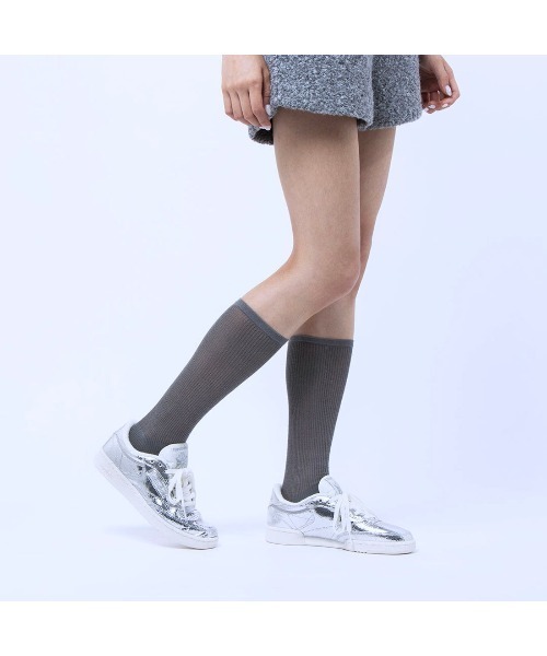 Reebok(リーボック)の「クラブシー 85 / CLUB C 85(スニーカー・レディース・シルバー・26.0cm/25.5cm/25.0cm/24.0cm/24.5cm/23.5cm/23.0cm/22.5cm)」の6枚目の写真