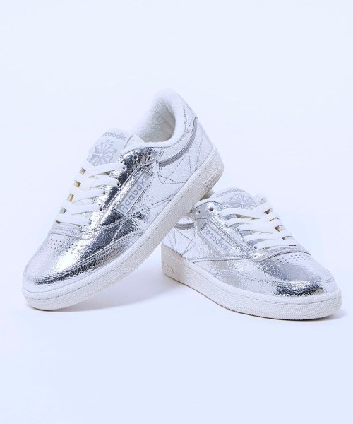 Reebok(リーボック)の「クラブシー 85 / CLUB C 85(スニーカー・レディース・シルバー・26.0cm/25.5cm/25.0cm/24.0cm/24.5cm/23.5cm/23.0cm/22.5cm)」の2枚目の写真
