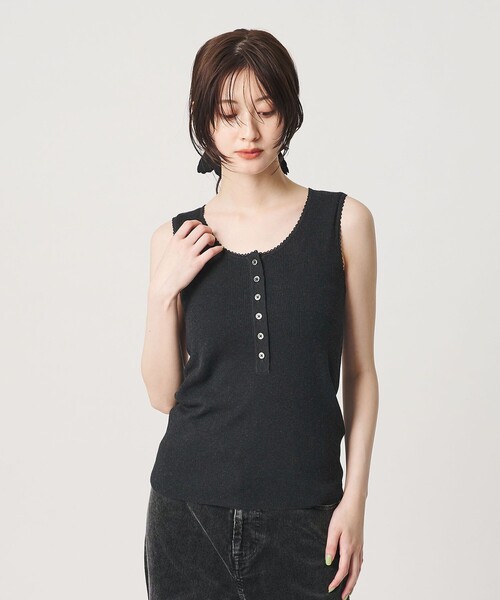 BEAUTY&YOUTH UNITED ARROWS（ビューティーアンドユースユナイテッドアローズ）の「ヘンリーネック リブニット タンクトップ ウォッシャブル（ニット/セーター・レディース・ベージュ/オリーブ/ダークグレー・FREE）」の5枚目の写真