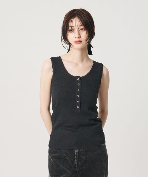 BEAUTY&YOUTH UNITED ARROWS（ビューティーアンドユースユナイテッドアローズ）の「ヘンリーネック リブニット タンクトップ ウォッシャブル（ニット/セーター・レディース・ベージュ/オリーブ/ダークグレー・FREE）」の6枚目の写真