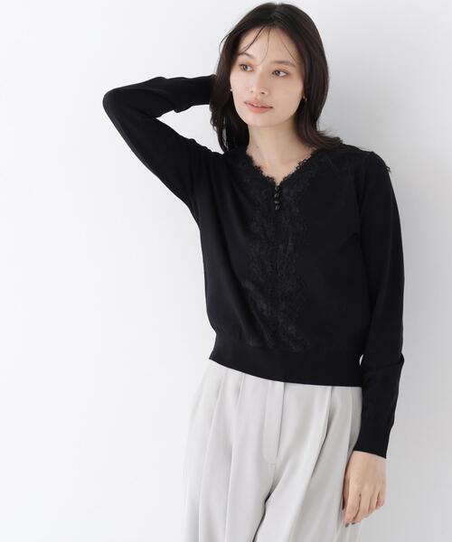 NATURAL BEAUTY BASIC(ナチュラルビューティーベーシック)の「レースVネックプルオーバー(ニット/セーター・レディース・オフホワイト/ブルー/ブラック・フリ-)」の8枚目の写真