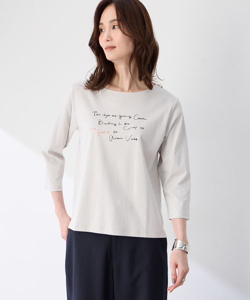 A/C DESIGN BY ALPHA CUBIC(エーシーデザインバイアルファキュービック)の「【藤井桜子さんコラボ】メッセージプリント7分袖Tシャツ(Tシャツ/カットソー・レディース・ネイビー/ライトグレー・M/L/LL/3L)」の3枚目の写真
