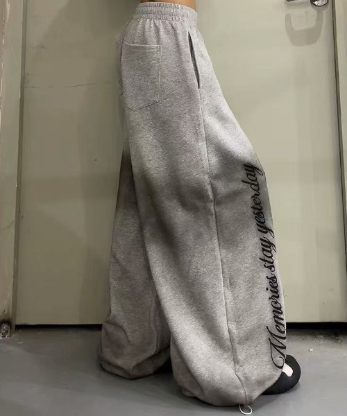SHEPP(シープ)の「【26年秋冬新作】Y2K クロス刺繍 ヴィンテージ加工 ワイドスウェットパンツ ルーズシルエット(スウェットパンツ・レディース・ブラック/グレー・M/L)」の6枚目の写真