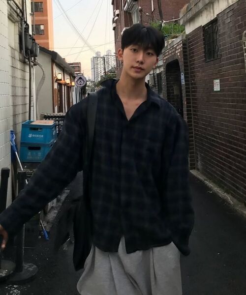 KANEITEI(カネイテイ)の「WRINKLE PLAID SHIRT (NAVY)(シャツ/ブラウス・レディース・ネイビー・MEDIUM/LARGE/X-LARGE)」の7枚目の写真