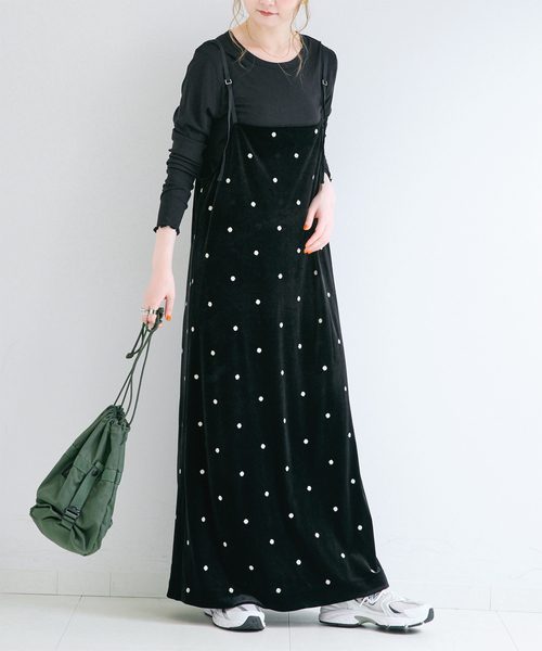 B.C STOCK(ベーセーストック)の「【WEB限定】手洗い可 / ベロアフラワー刺繍ワンピース(ワンピース・レディース・ブラウン/ブラック・FREE)」の1枚目の写真