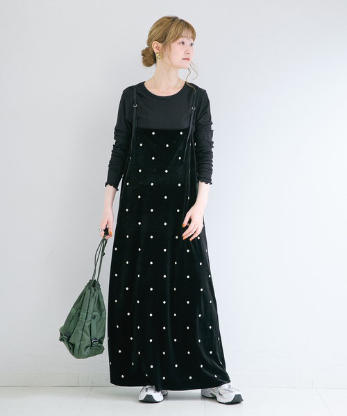 B.C STOCK(ベーセーストック)の「【WEB限定】手洗い可 / ベロアフラワー刺繍ワンピース(ワンピース・レディース・ブラウン/ブラック・FREE)」の3枚目の写真