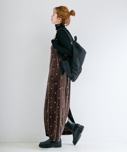 B.C STOCK(ベーセーストック)の「【WEB限定】手洗い可 / ベロアフラワー刺繍ワンピース(ワンピース・レディース・ブラウン/ブラック・FREE)」の8枚目の写真