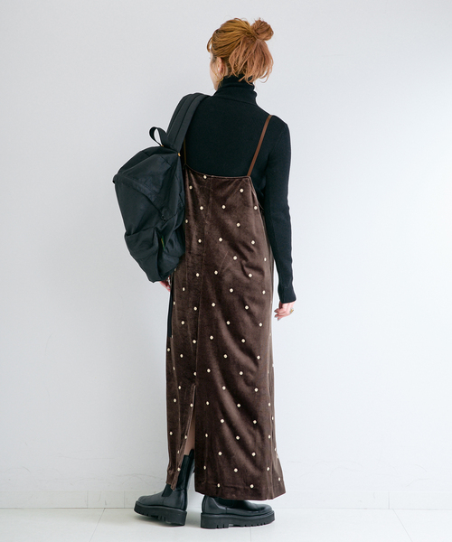 B.C STOCK(ベーセーストック)の「【WEB限定】手洗い可 / ベロアフラワー刺繍ワンピース(ワンピース・レディース・ブラウン/ブラック・FREE)」の9枚目の写真
