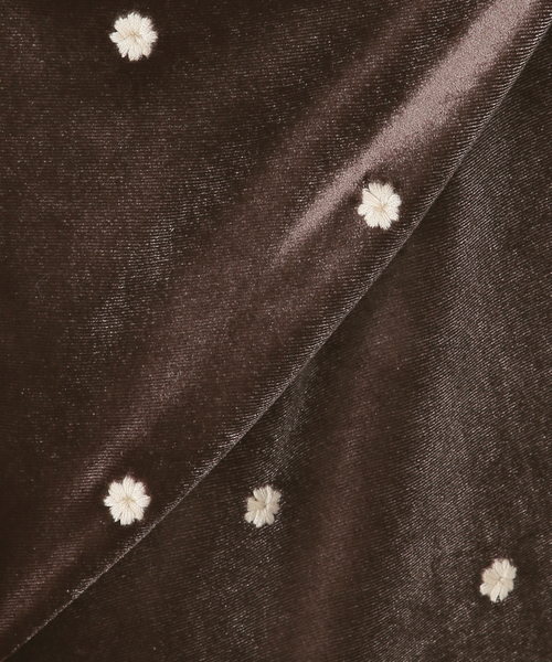 B.C STOCK(ベーセーストック)の「【WEB限定】手洗い可 / ベロアフラワー刺繍ワンピース(ワンピース・レディース・ブラウン/ブラック・FREE)」の22枚目の写真
