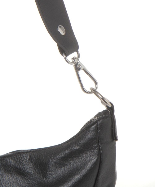 LAKOLE(ラコレ)の「フェイクレザー2WAYショルダーBAG / 1069673(ショルダーバッグ・レディース・ダークブラウン/クリーム/ブラック・FREE)」の4枚目の写真