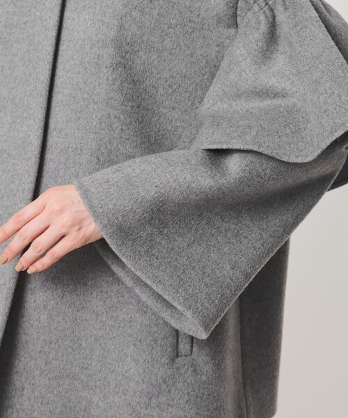 UNITED ARROWS（ユナイテッドアローズ）の「フリルスリーブ コート（その他アウター・レディース・ブラック/グレー・36/38）」の17枚目の写真