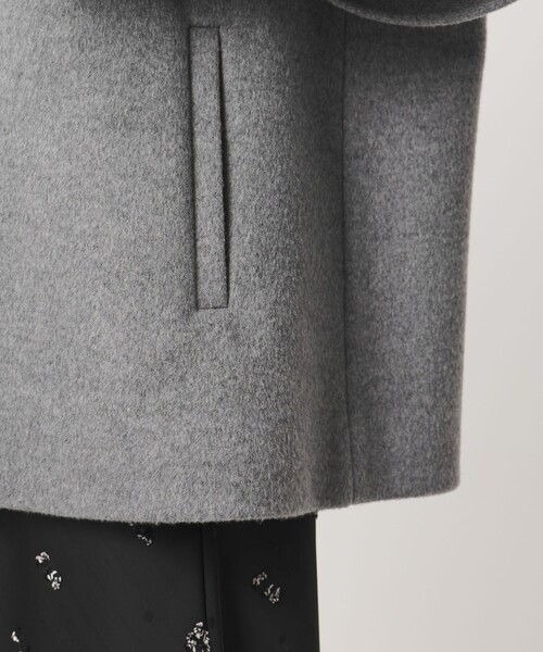 UNITED ARROWS（ユナイテッドアローズ）の「フリルスリーブ コート（その他アウター・レディース・ブラック/グレー・36/38）」の19枚目の写真