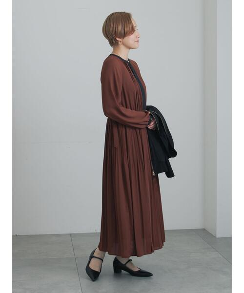 Te chichi(テチチ)の「ウエスト切替プリーツワンピース(ワンピース・レディース・ネイビー/ブラウン/ブラック・F)」の6枚目の写真