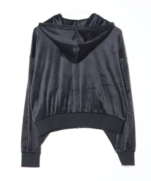 adidas(アディダス)の「エッセンシャルズ ベロア トラックジャケット(ジャージ) / アディダスオリジナルス adidas Originals(パーカー・レディース・ブラック・X-LARGE/SMALL/MEDIUM/LARGE/XX-LARGE/X-SMALL)」の6枚目の写真