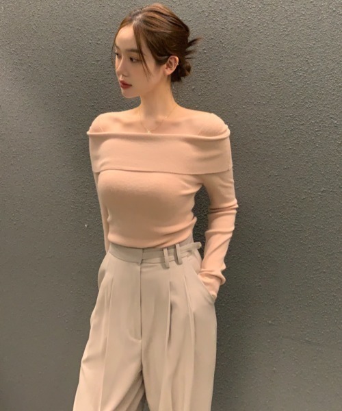 Aelina（エリナ）の「スリムフィットワンショルダーニットトップス（ニット/セーター・レディース・モカ/ホワイト/ピンク・FREE）」の19枚目の写真