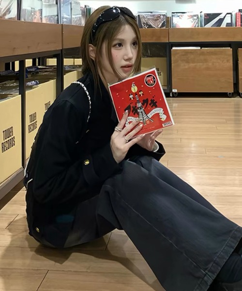 FAVORITO（ファヴォリート）の「シングルブレストデニムジャケット（デニムジャケット・レディース・ブルー/ブラック・M/L/S/XL）」の17枚目の写真