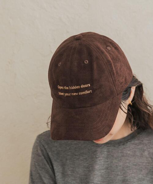URBAN RESEARCH DOORS(アーバンリサーチドアーズ)の「刺繍スエードキャップ(キャップ・レディース・ベージュ/ブラウン・ONE)」の7枚目の写真