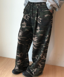 HAVISM（ヘビズム）の「ワイドベルト付きスウェットパンツ（カモグリーン）（スウェットパンツ）」